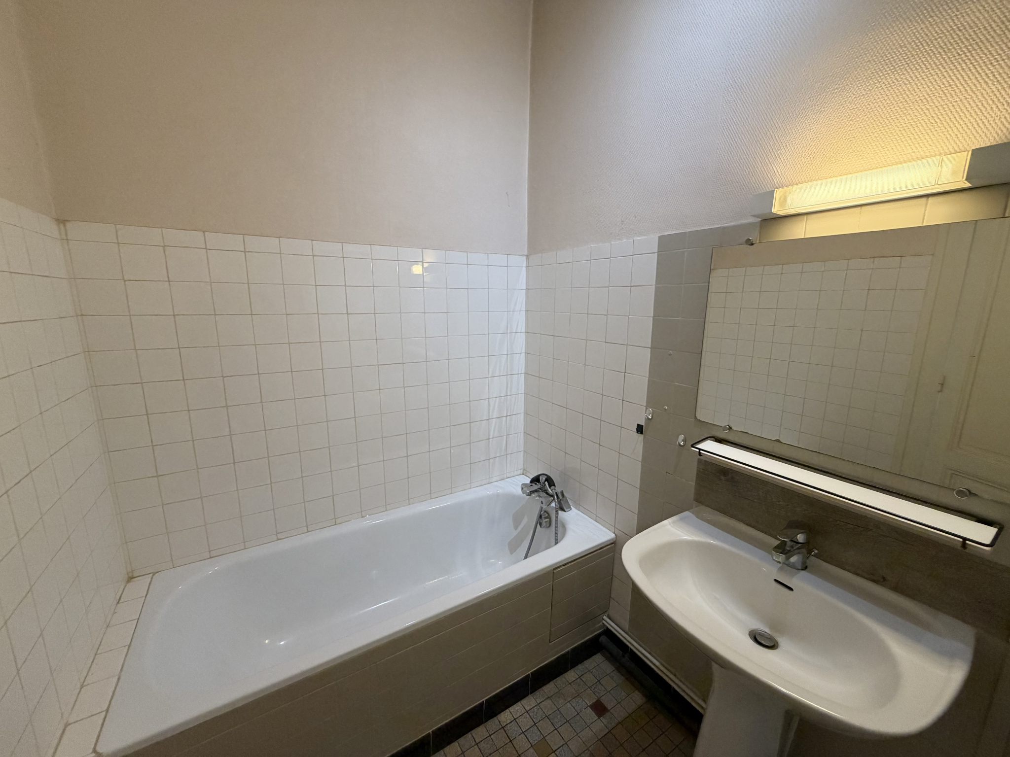 photo_e05d9d906b16c11f66d3462bc7f63f21-24651